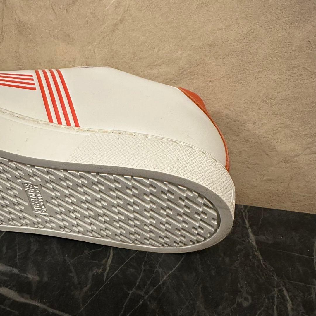 HERMES ホワイトオレンジ スニーカー