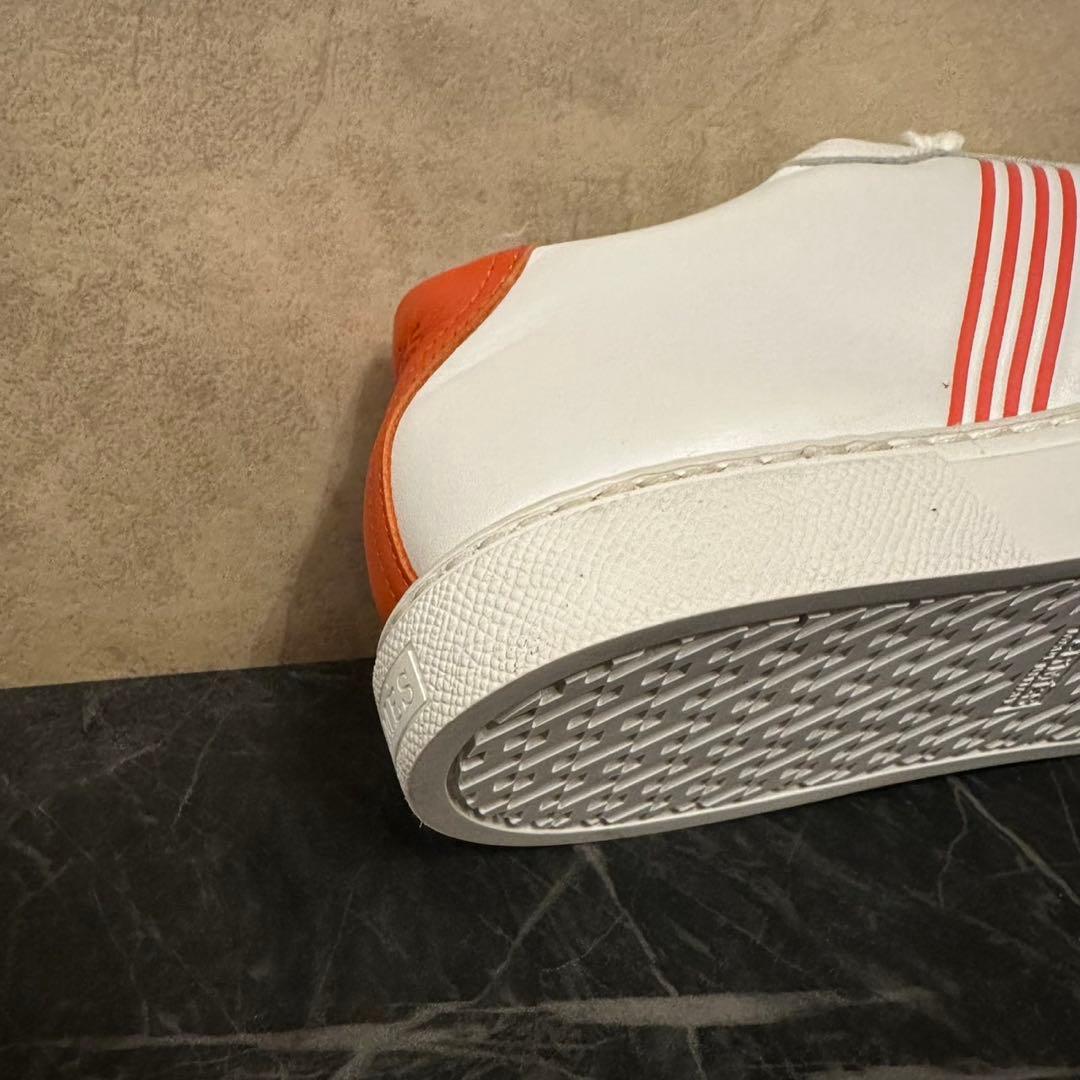 HERMES ホワイトオレンジ スニーカー