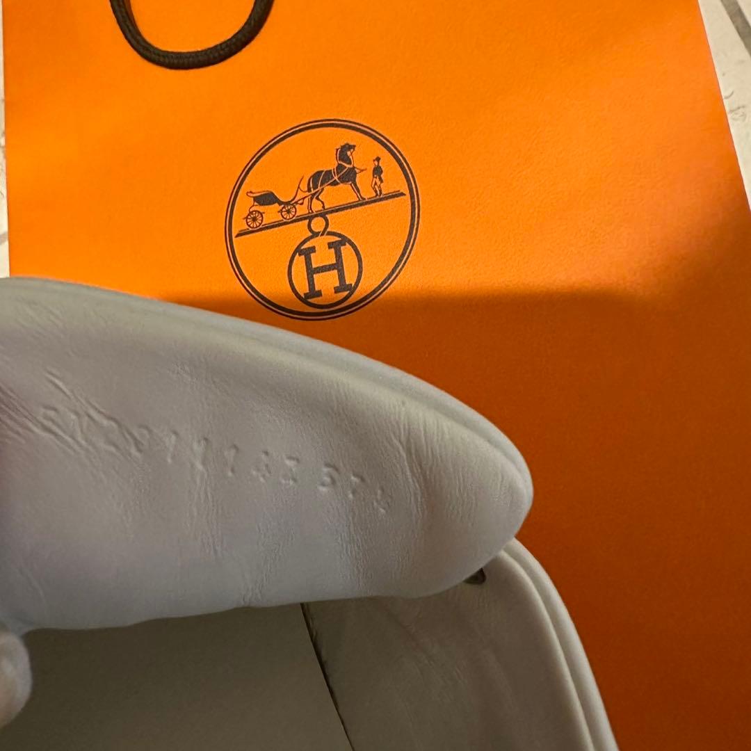 HERMES ホワイトオレンジ スニーカー