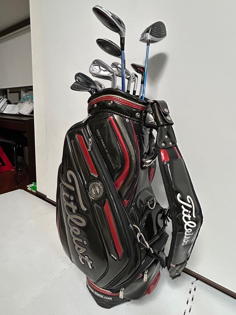 Titleist キャディバッグ 黒 赤