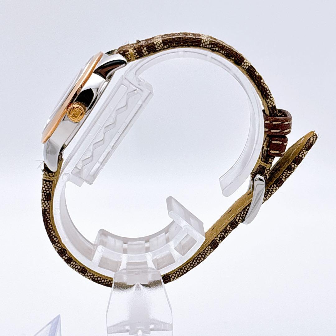 【未使用品・電池新品・完備】FENDI 2100L 11Pダイヤ ピンクシェル