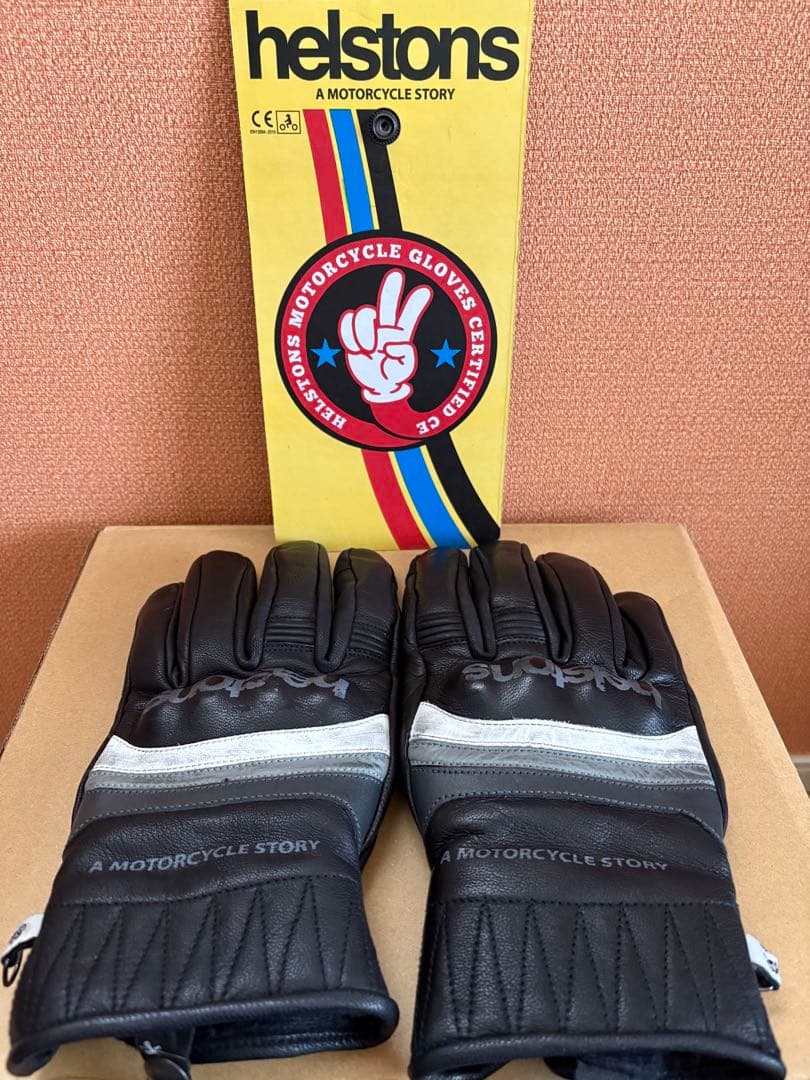 ヘルストン冬グローブ モトリモーダ