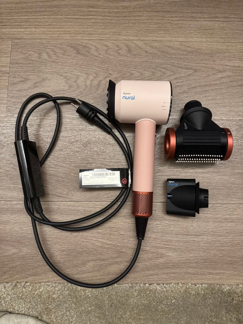 dyson nural ヘアドライヤー セラミックピンク　HD16