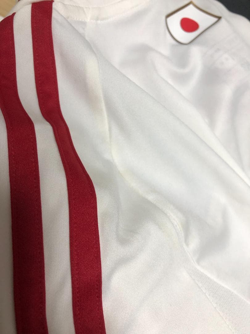 左肩シミ新品 タグ付き日本代表 IU0963ユニフォーム M Y-3 ヨウジ 白