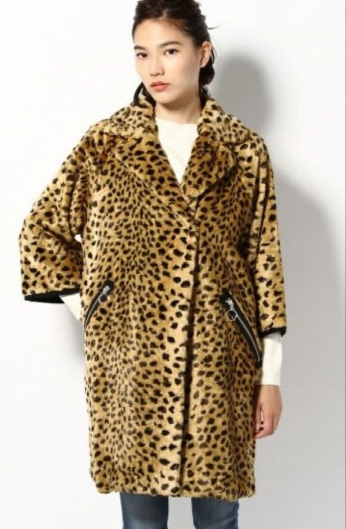 HACHE レオパードフェイクファーコート40　数回使用　イタリア製