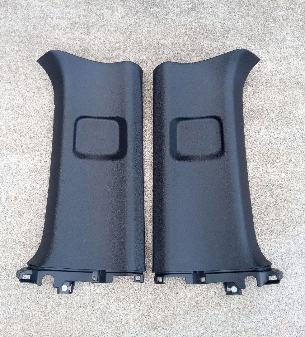 ●ハイエース200系ダークプライムS-GLセンター&リヤピラートリム新車外し品●