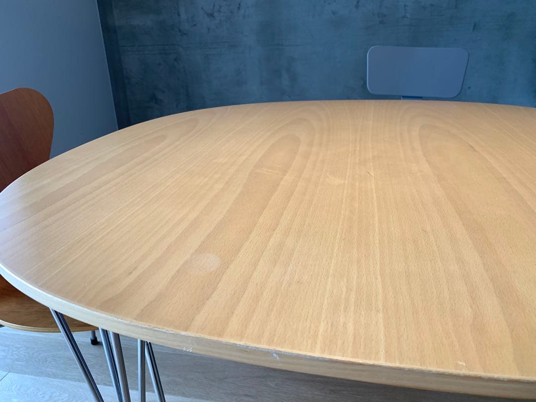 Fritz Hansen スーパー円テーブル（Bテーブル）ダイニング