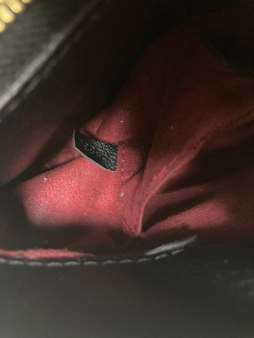 Louis Vuitton ブラック モノグラム ショルダーバッグ