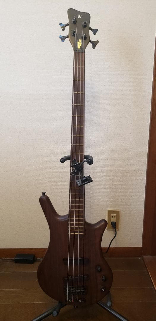 Warwick thumbベースbolt-on　4弦