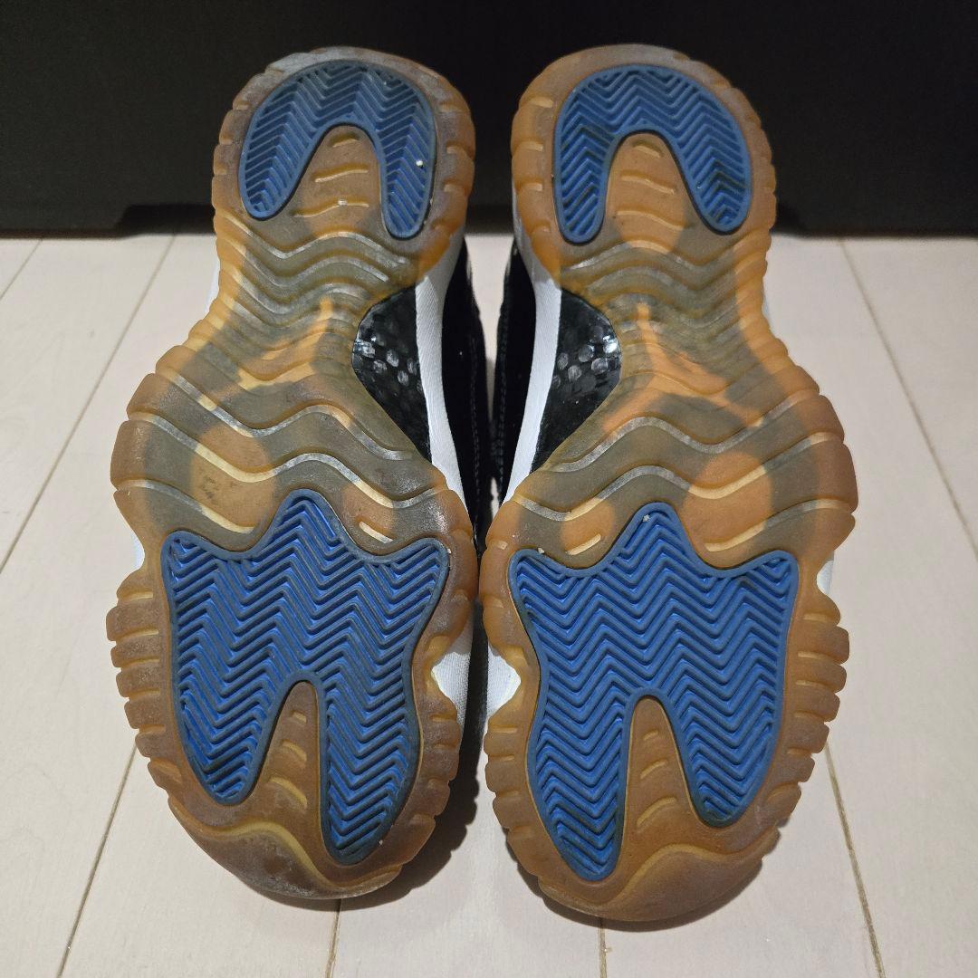 シューズ(女性用) NIKE AIRJORDAN 11 RETRO 136046-041 24cm