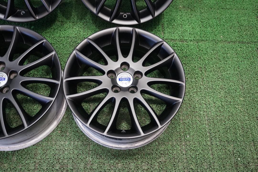 VOLVO純正　カスタムエディション C30 S40 V40 V50