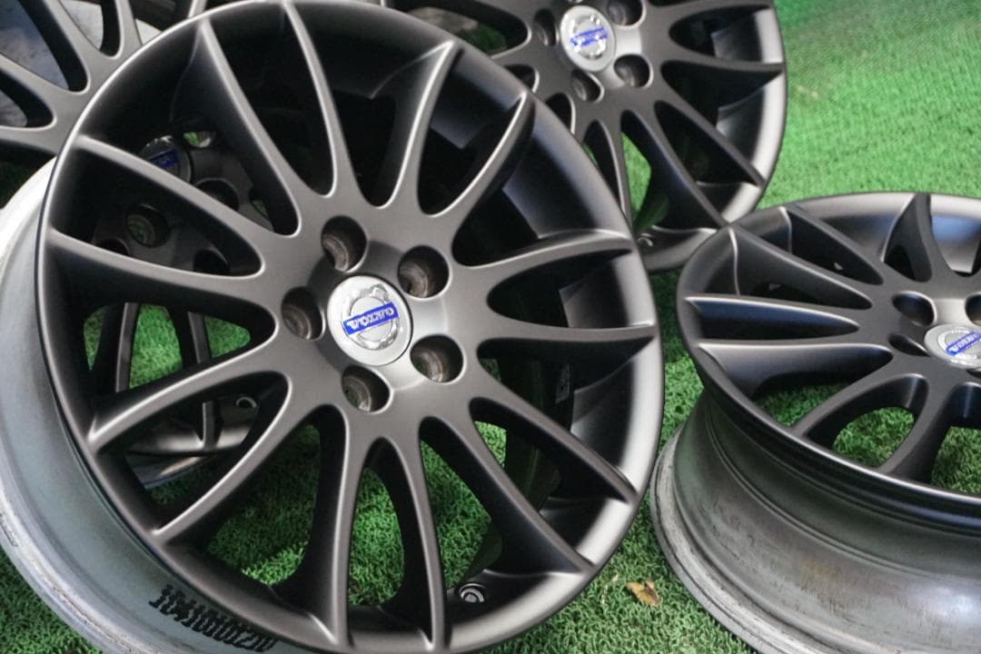 VOLVO純正　カスタムエディション C30 S40 V40 V50