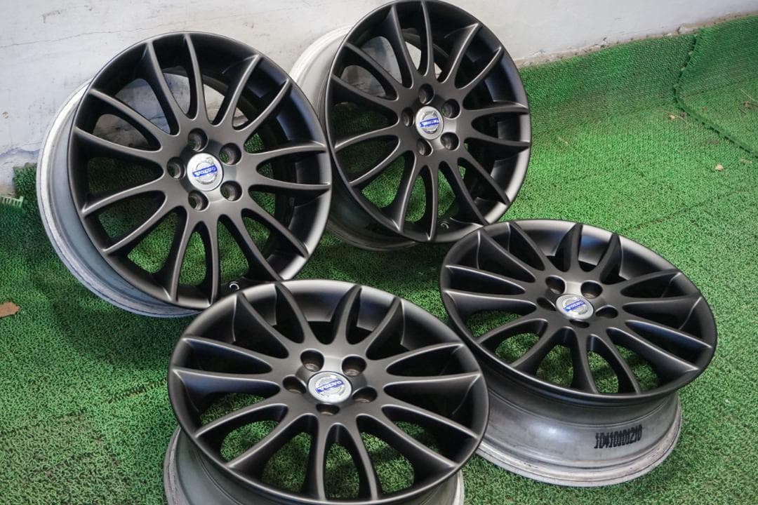 VOLVO純正　カスタムエディション C30 S40 V40 V50