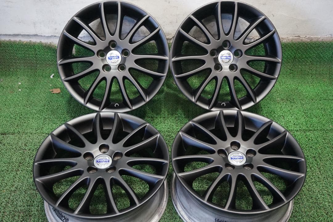 VOLVO純正　カスタムエディション C30 S40 V40 V50