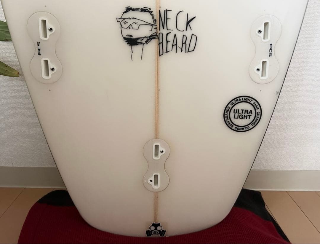 アルメリック　ネックベアード　5'6 ラウンドスカッシュ