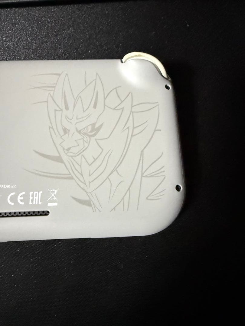 Nintendo Switch Lite ザシアン・ザマゼンタ　モデル