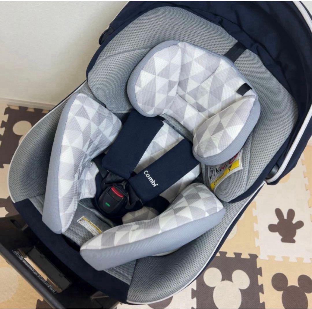 ✨ほぼ新品✨コンビ チャイルドシート クルムーヴスマートisofix ネイビー