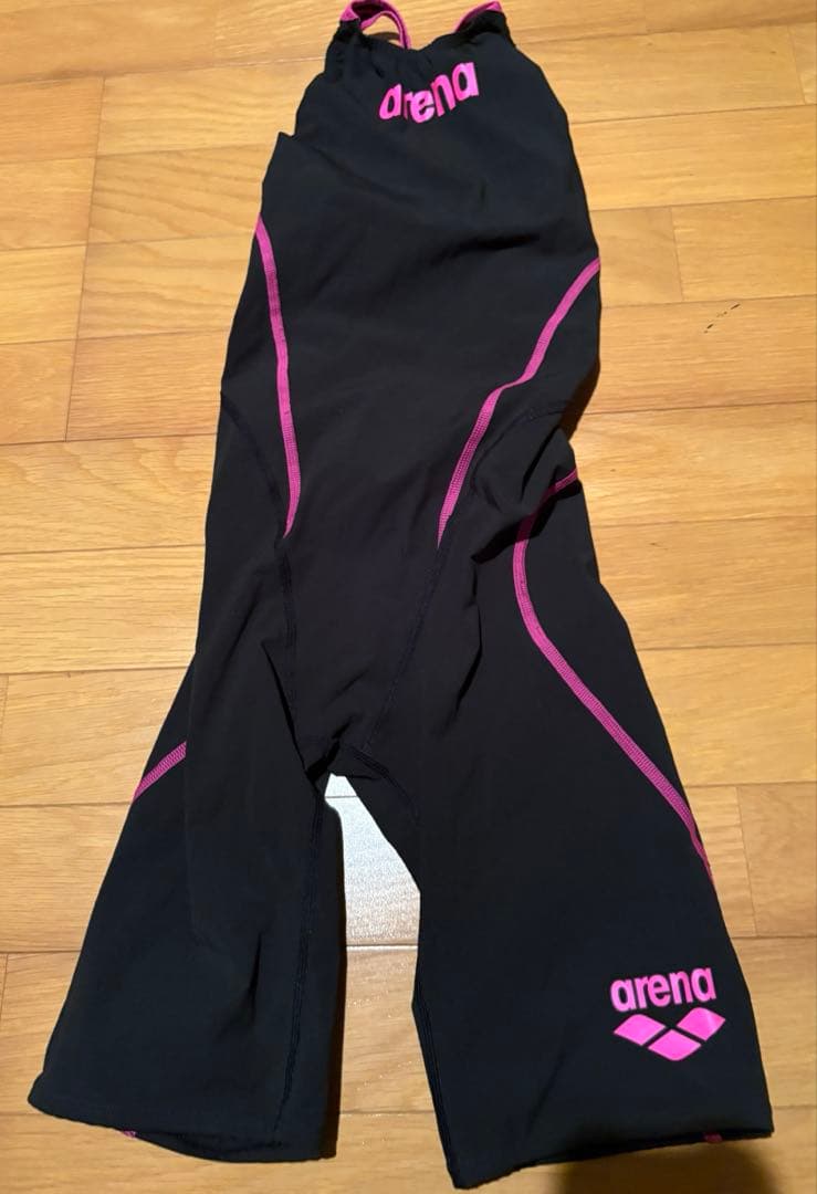 arena レース用水着