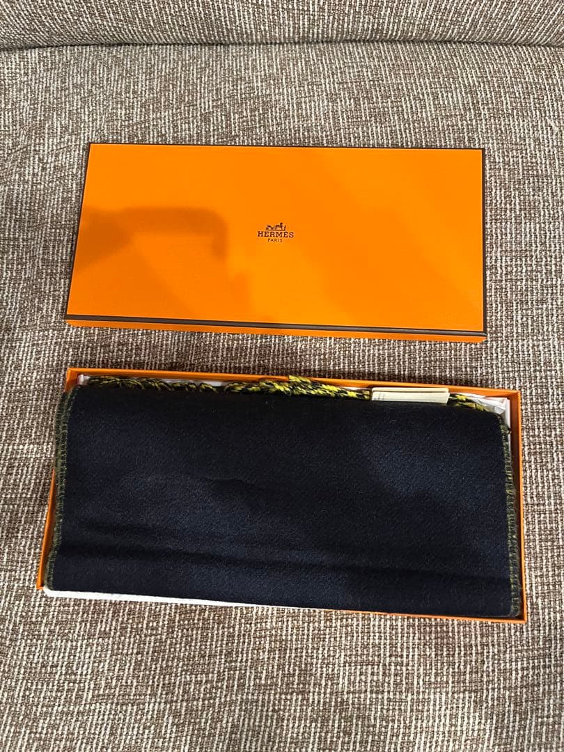 チップ　エルメス　レクトヴェルソ　カシミヤ　マフラー　レアカラー