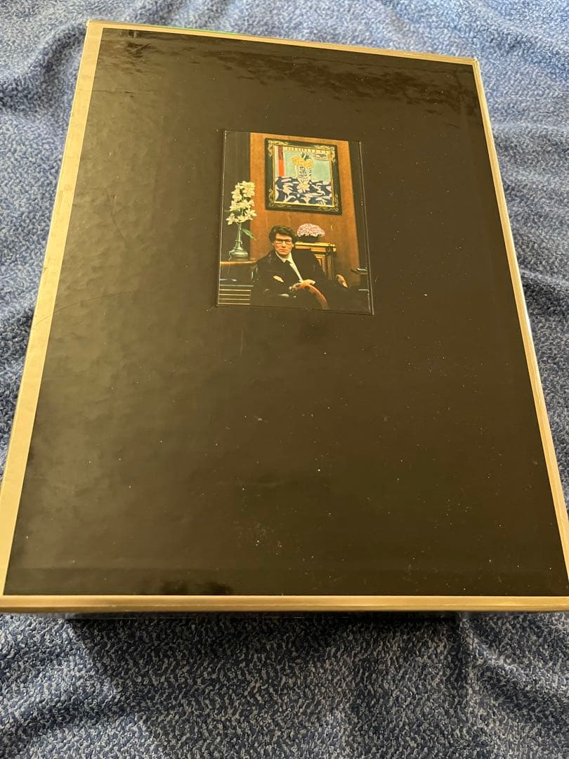 図録　イヴサンローラン