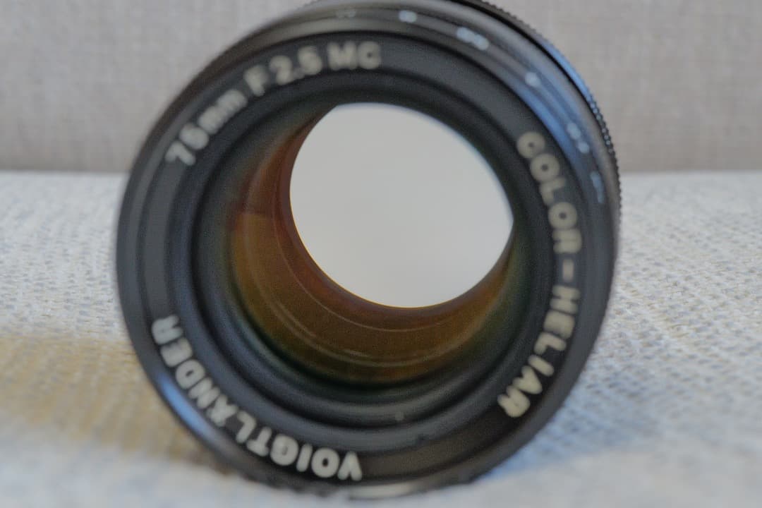 フォクトレンダー Color Heliar 75mm F2.5 MC