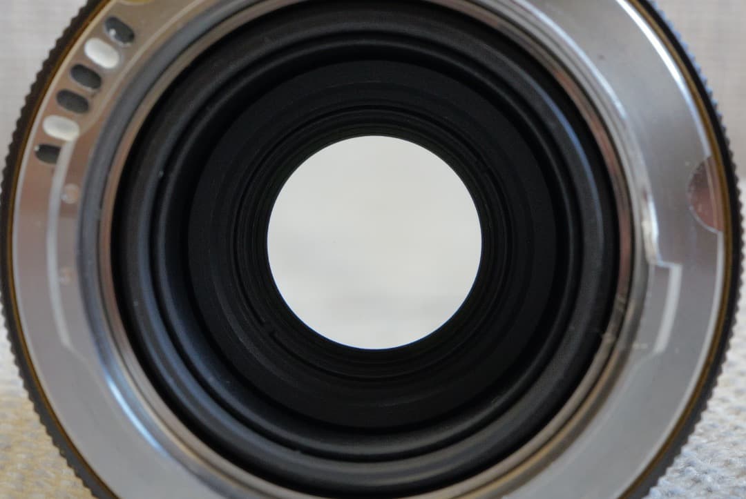 フォクトレンダー Color Heliar 75mm F2.5 MC