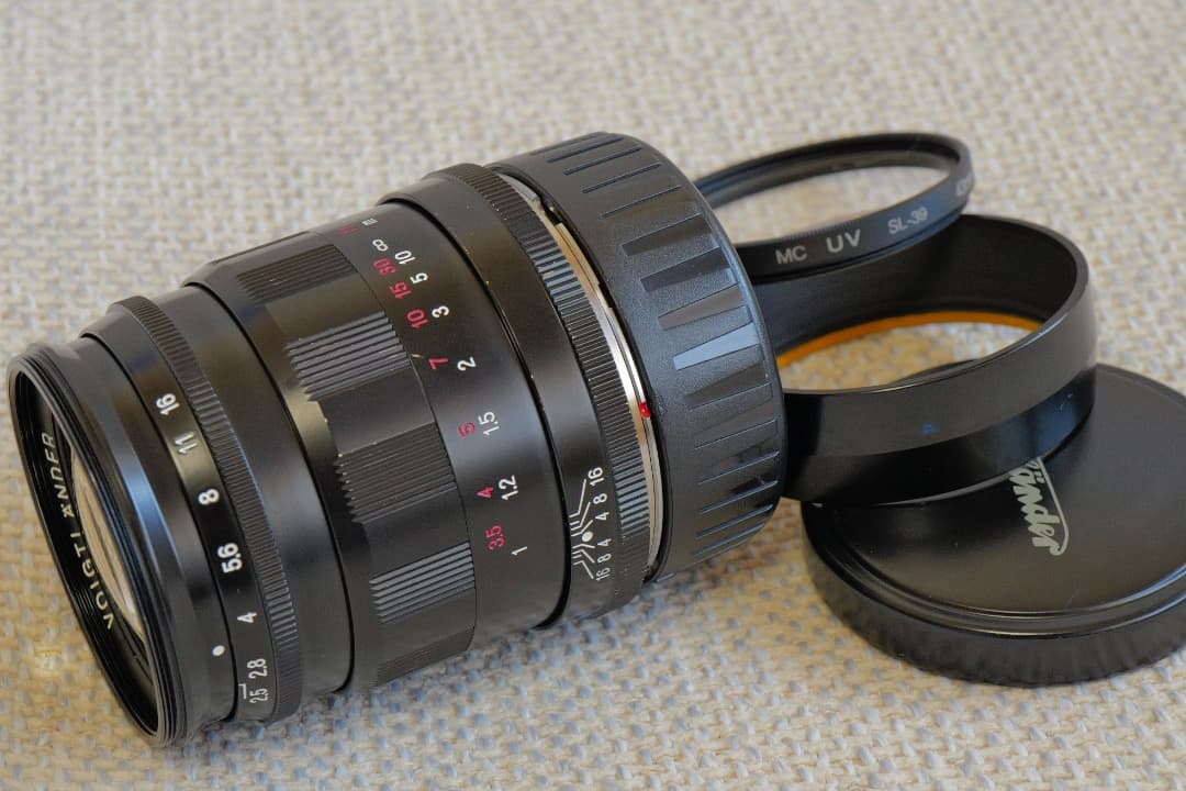 フォクトレンダー Color Heliar 75mm F2.5 MC