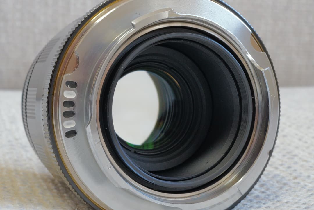 フォクトレンダー Color Heliar 75mm F2.5 MC