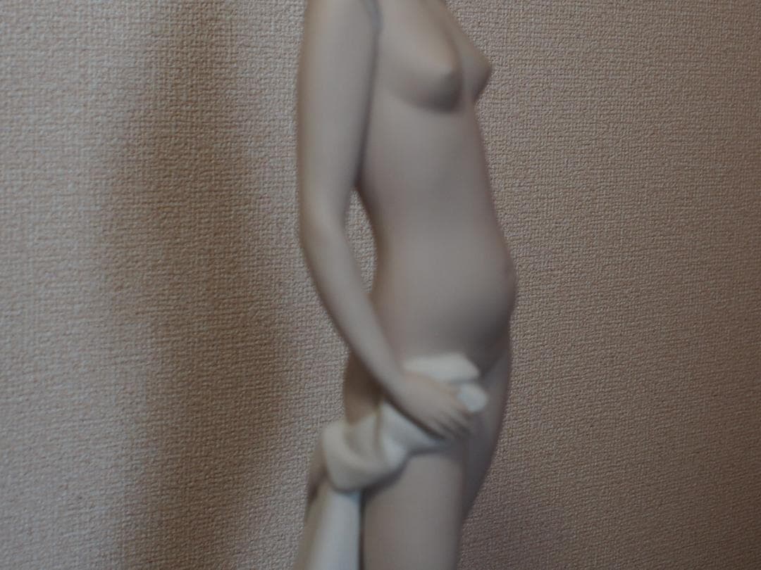 ★ リヤドロ　LLADRO 裸婦 NUDE　Full Body Statue