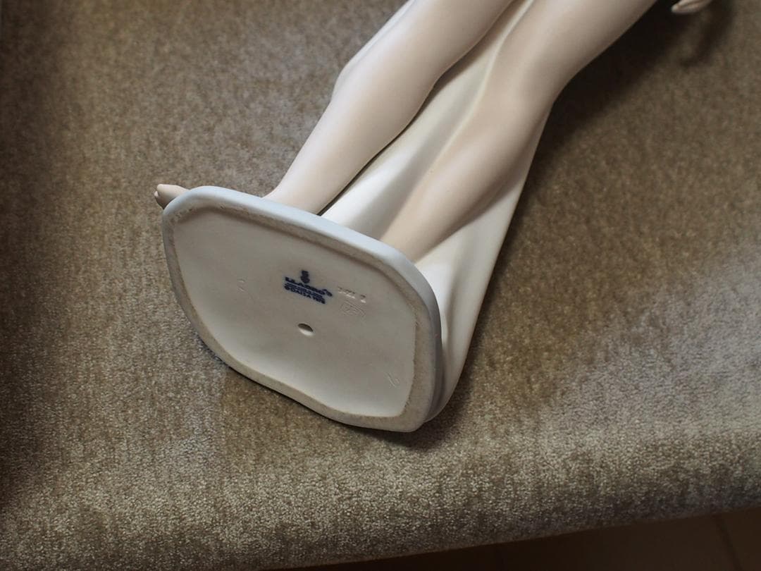 ★ リヤドロ　LLADRO 裸婦 NUDE　Full Body Statue