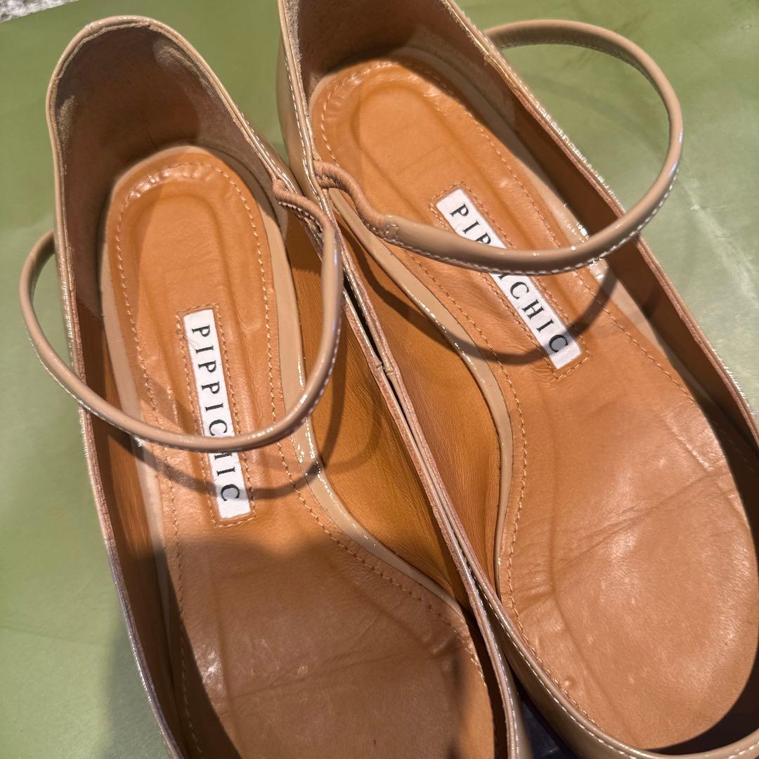 PIPPICHIC 美品　ビジュー付きフラットシューズ