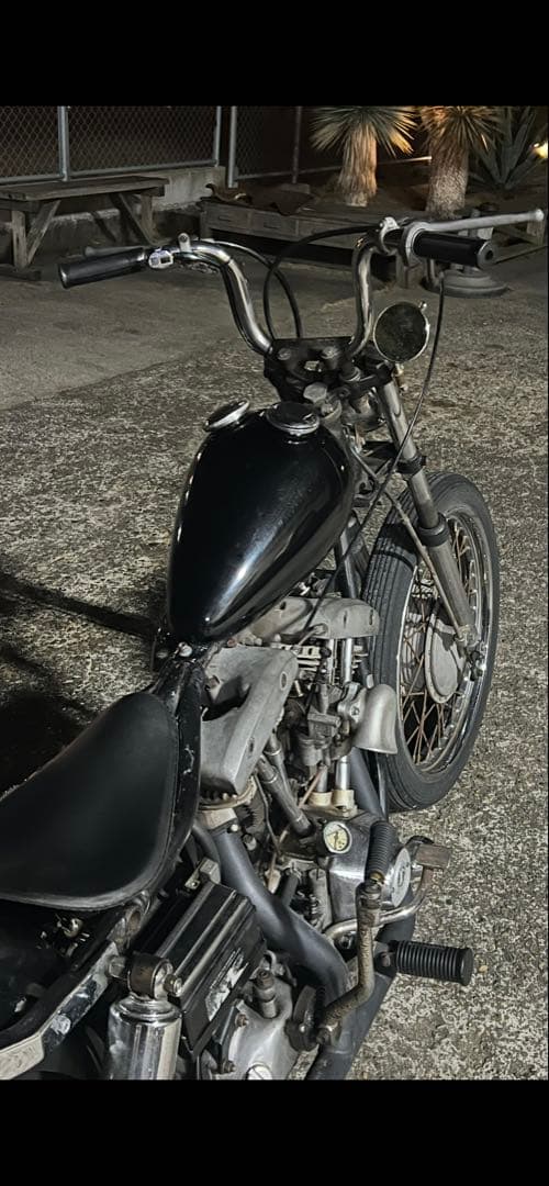 エッグタンク　ピーナッツタンク　ショベル　キャップ付き　美品　値下げ可