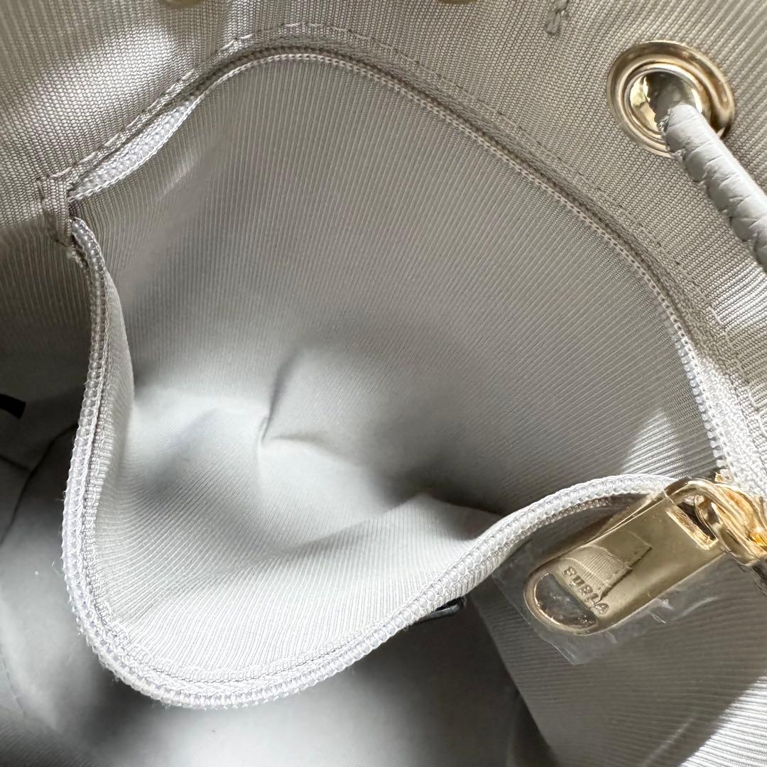 ✨未使用級✨フルラ クリオ ショルダーバッグ 2way 巾着 グレー レザー