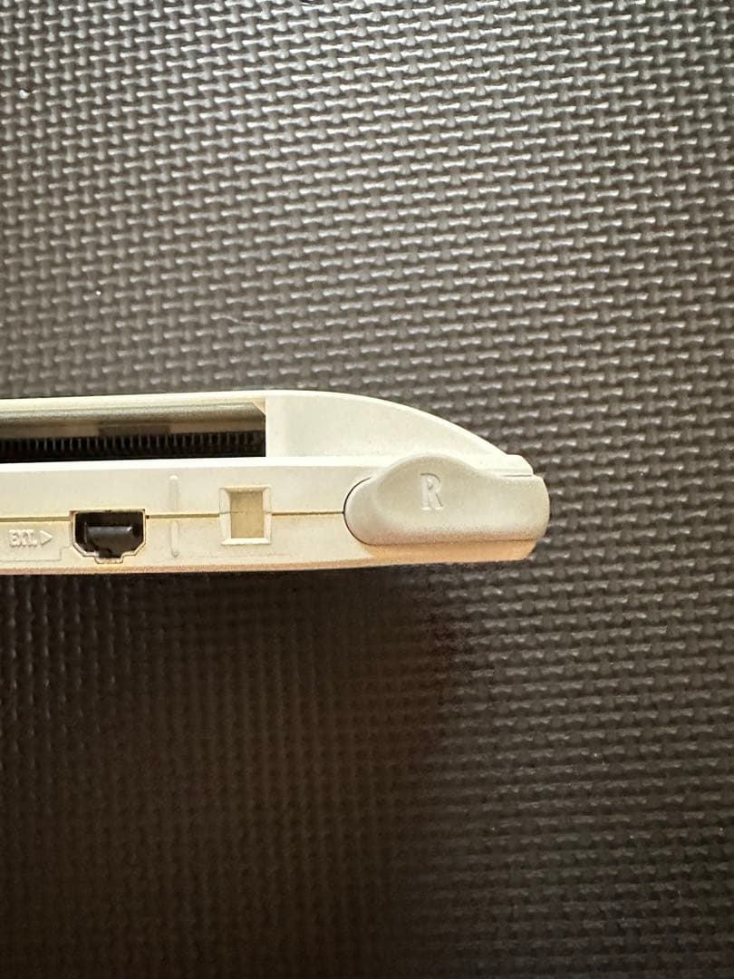 ゲームボーイアドバンス　ホワイト