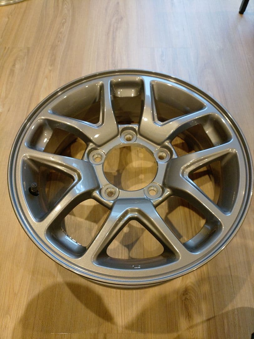 JB64　純正ホイール　すり傷あり
