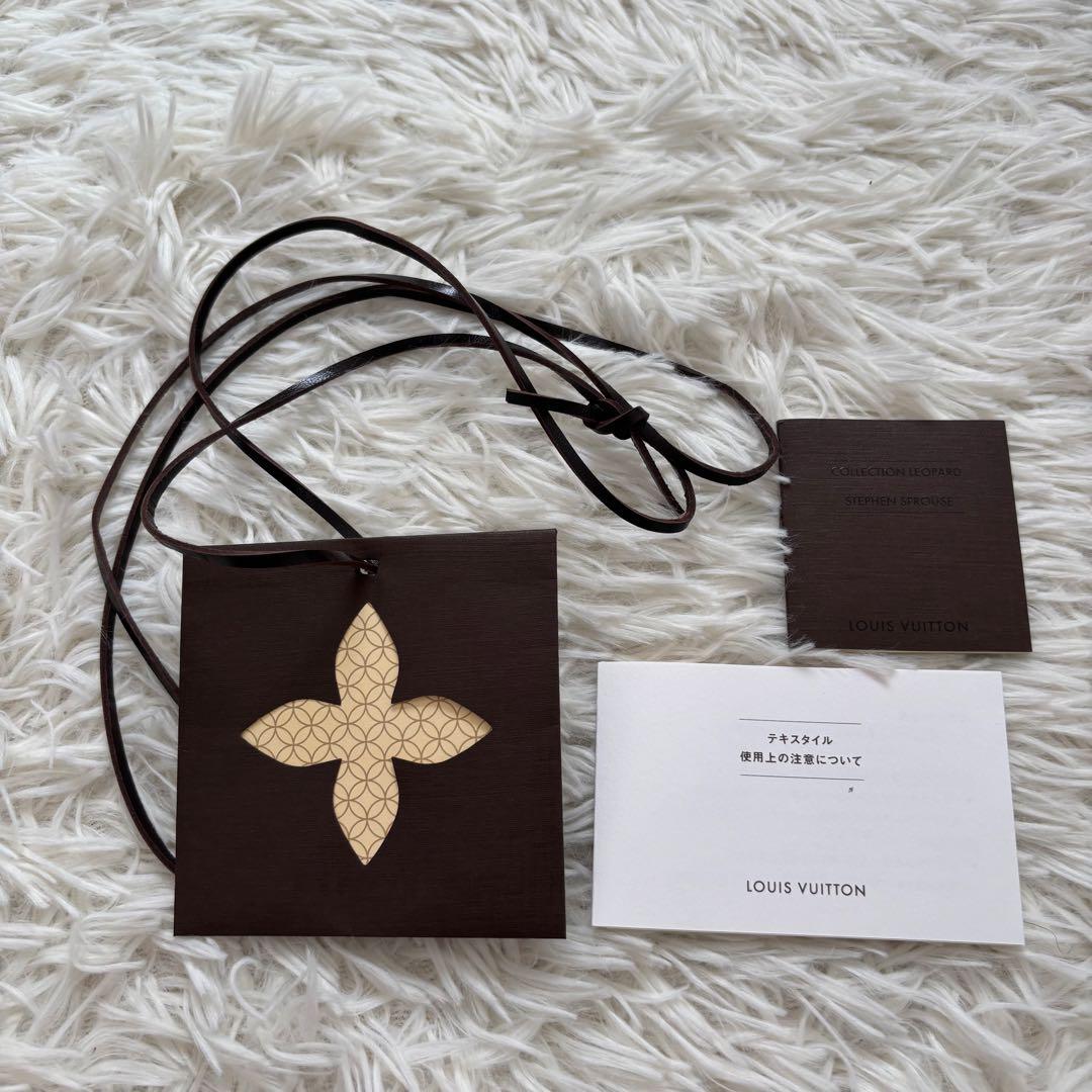 ルイヴィトン ダミエ カシミヤ×シルク　ストール マフラー　ブラック系