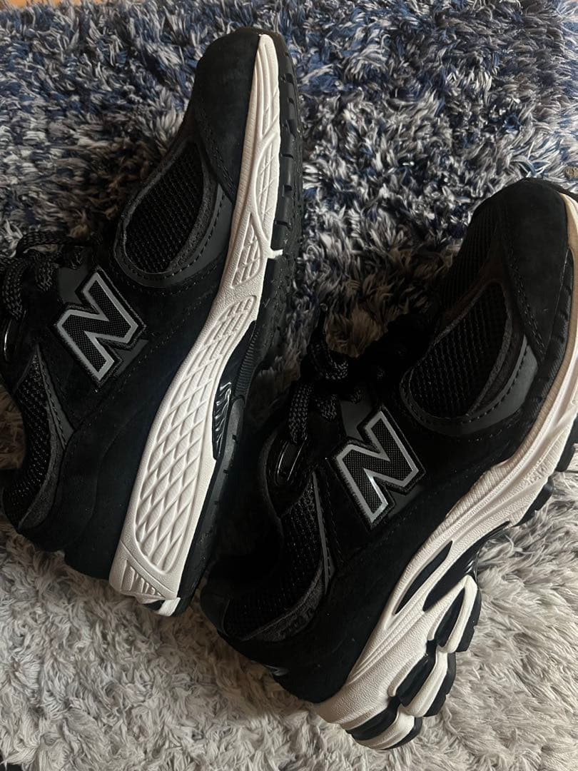 ニューバランス2002R