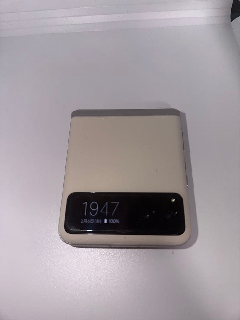 G*G様 Motorola　Razer40　使用感あり　256GB バニラクリー