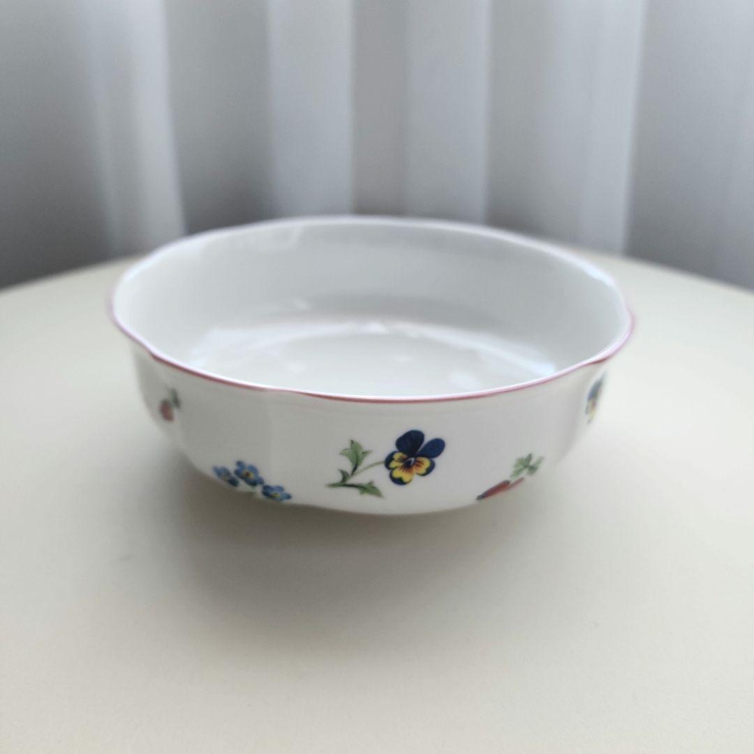 新品未使用　ビレロイボッホ　プチフルール　サラダボウル 2個セット