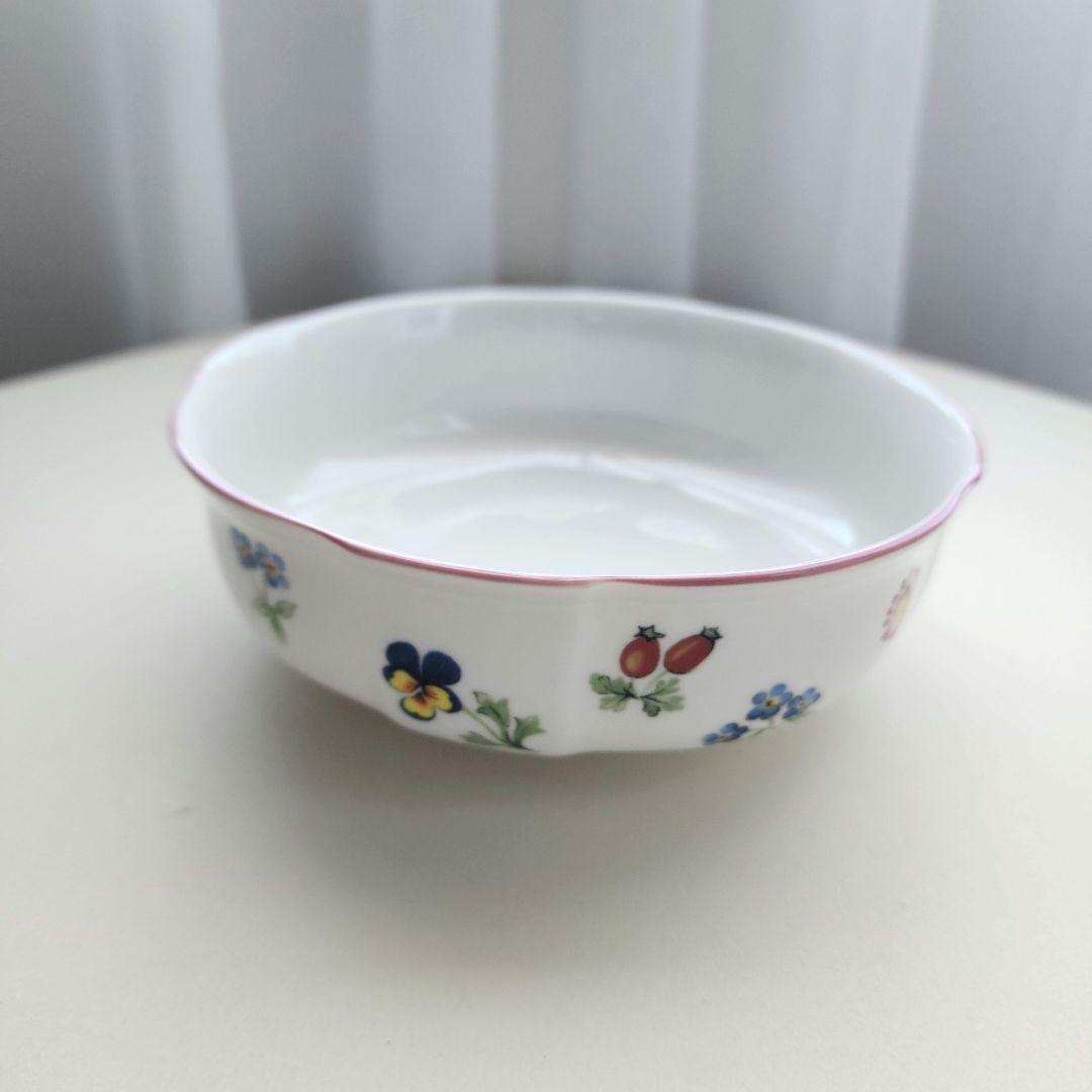 新品未使用　ビレロイボッホ　プチフルール　サラダボウル 2個セット