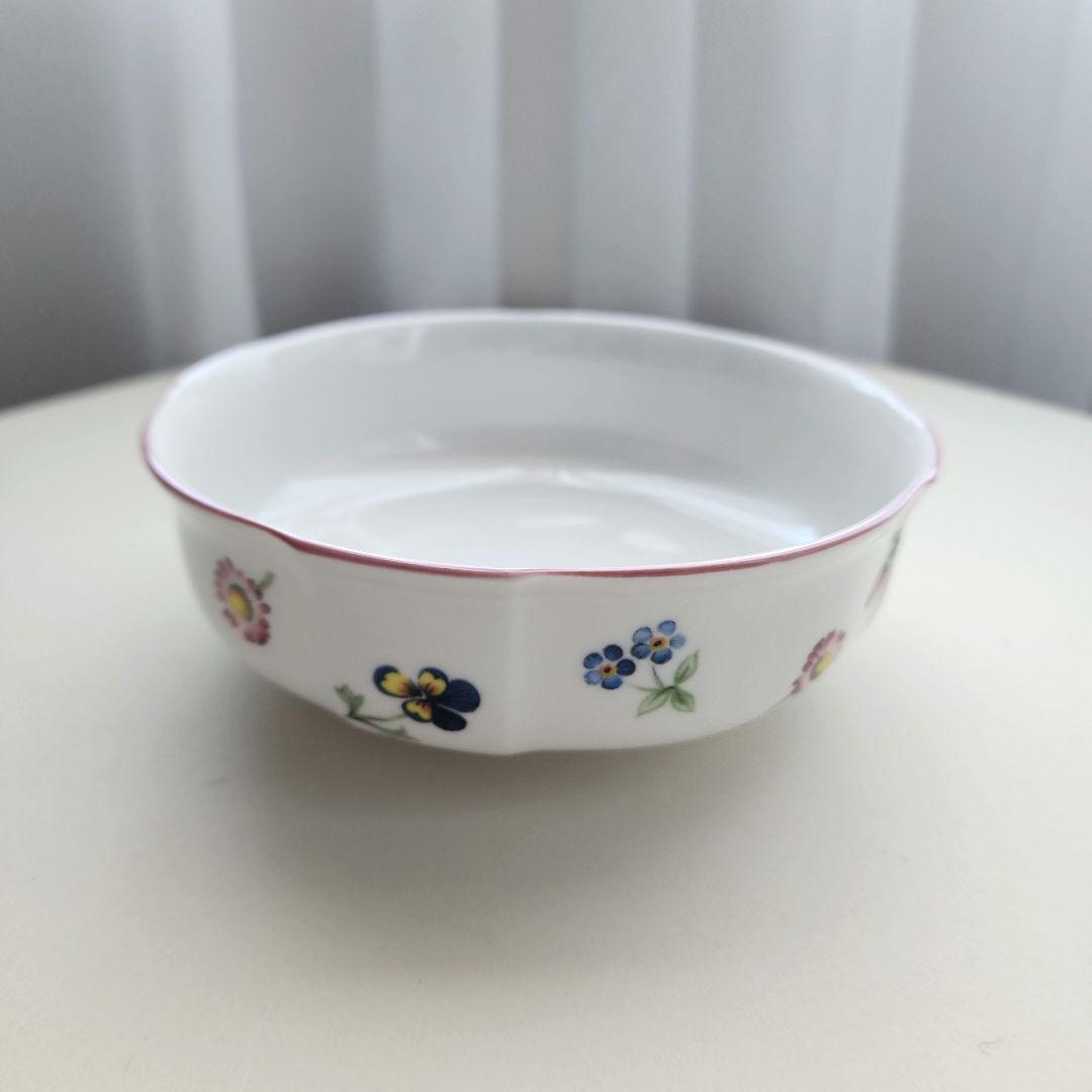 新品未使用　ビレロイボッホ　プチフルール　サラダボウル 2個セット