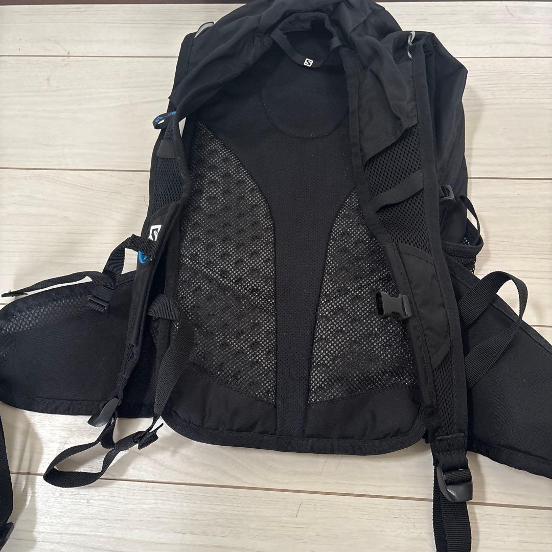 Salomon 20 TRAIL バックパック 黒