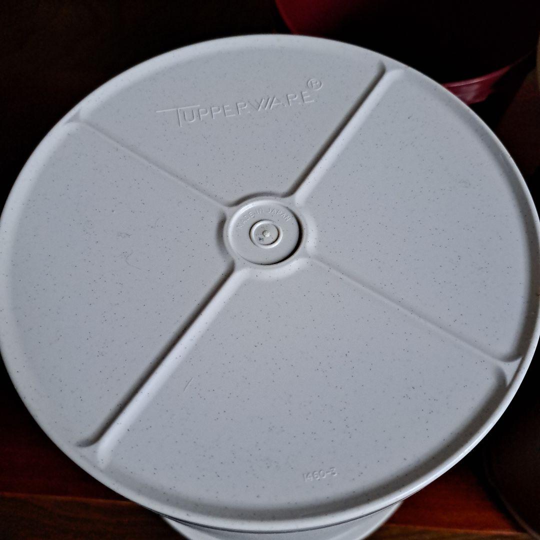 【新品/希少】Tupperwareマキシデコレータ　保存容器 4個セット