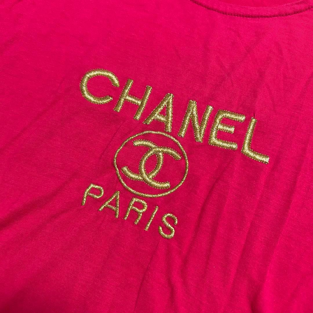 【美品】CHANEL ヴィンテージTシャツ ゴールド刺繍　ショッキングピンク