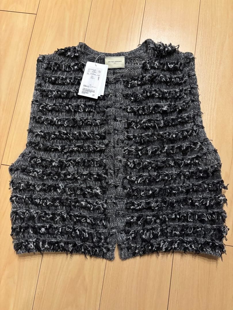 お正月中値下げ　新品タグ付き　UNITED ARROWS ニットベスト