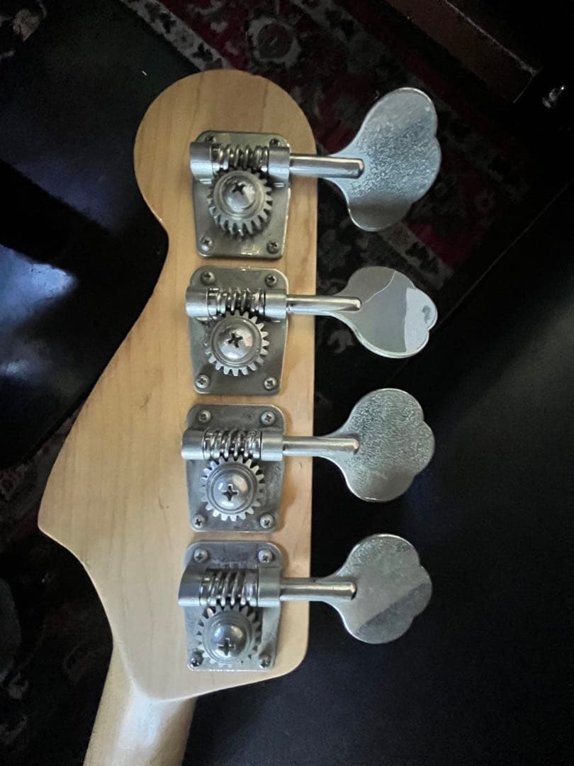 岸*陽様 希少！1994〜96年製　Fender Jazz Bass サンバース