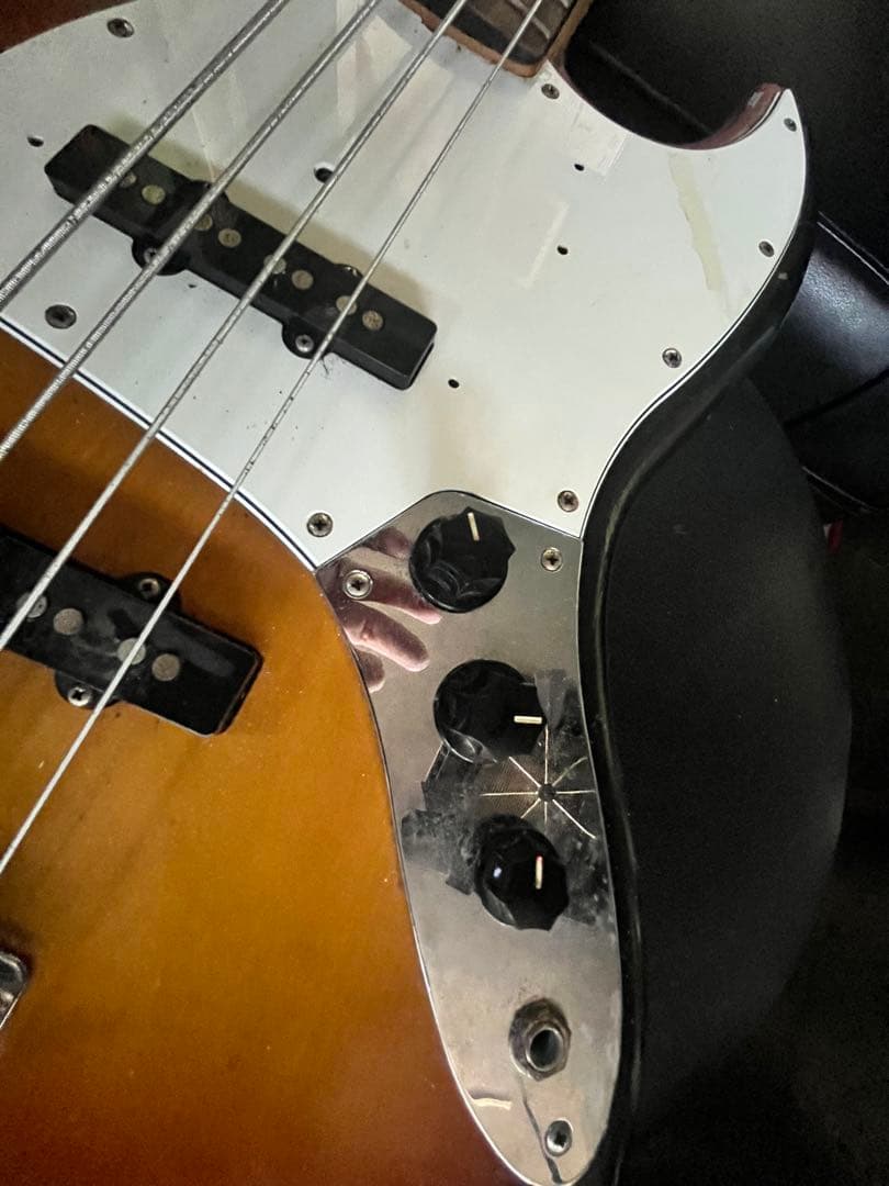 岸*陽様 希少！1994〜96年製　Fender Jazz Bass サンバース