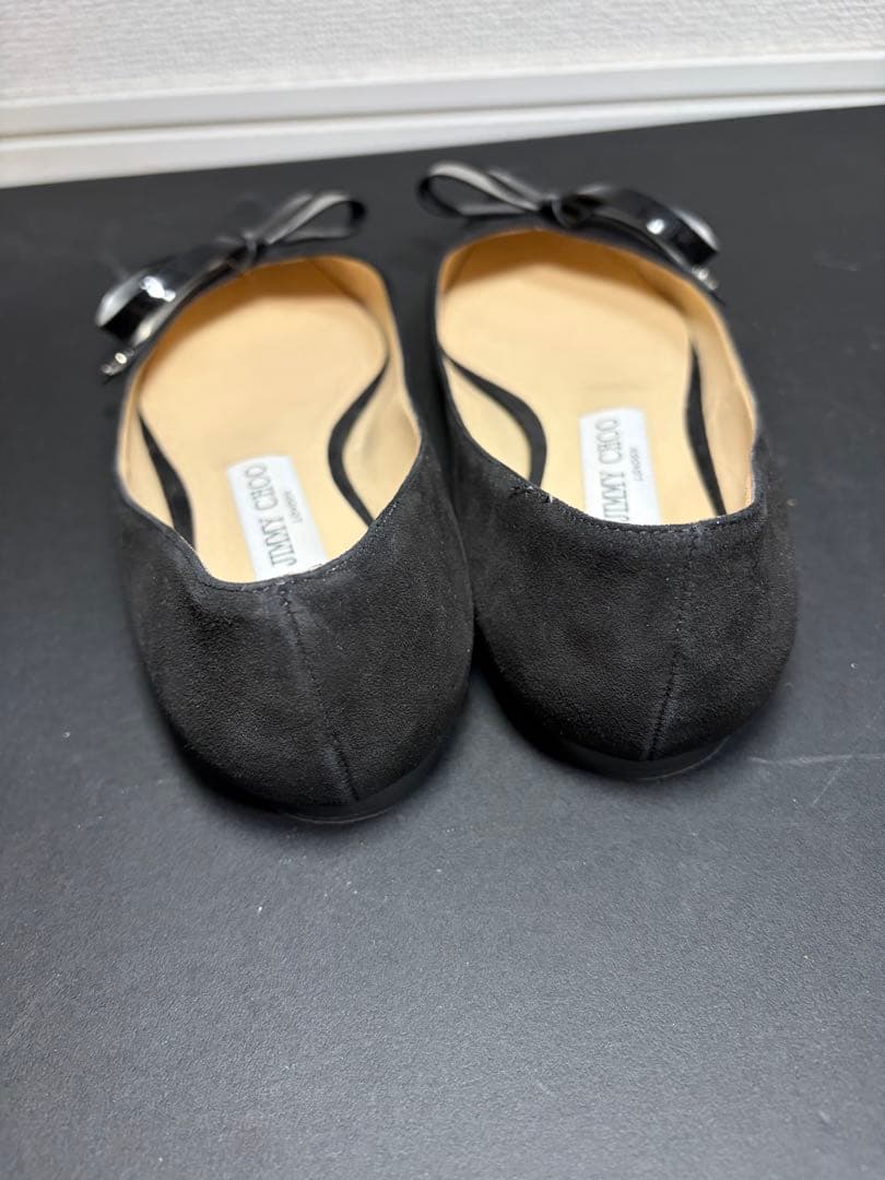 JIMMY CHOO ジミーチュウ ポインテッドトゥ フラットシューズ ブラック
