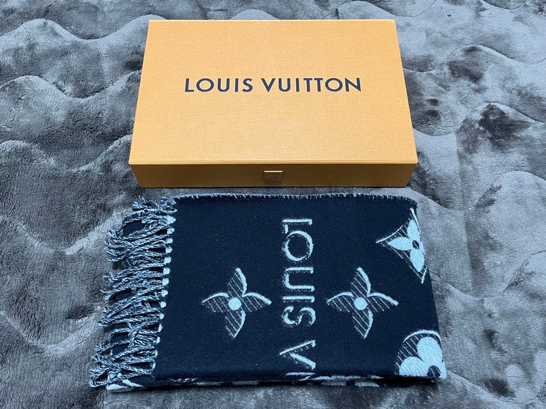 ルイヴィトン LV エセンシャル シャインM78159 マフラー ウール グレー