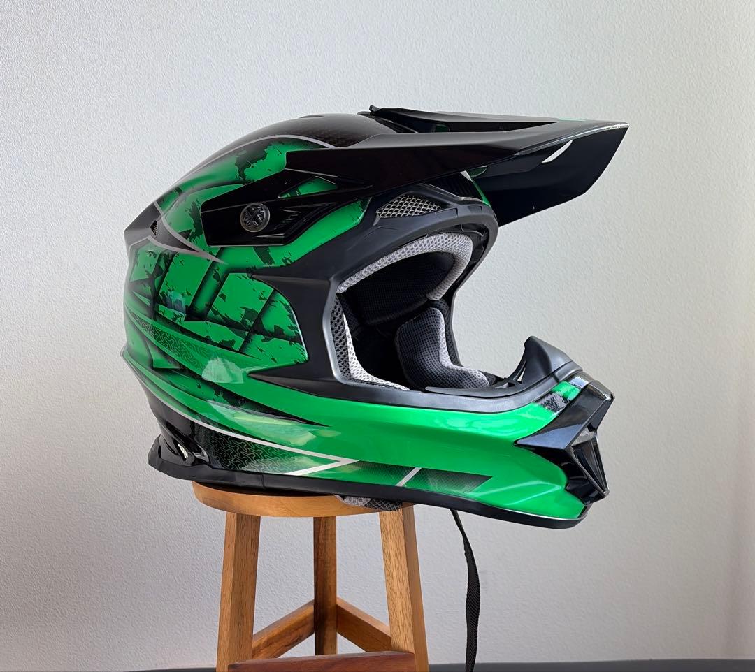 ZEALOT マッドジャンパー2 フルフェイス グリーン カーボン インカムなし